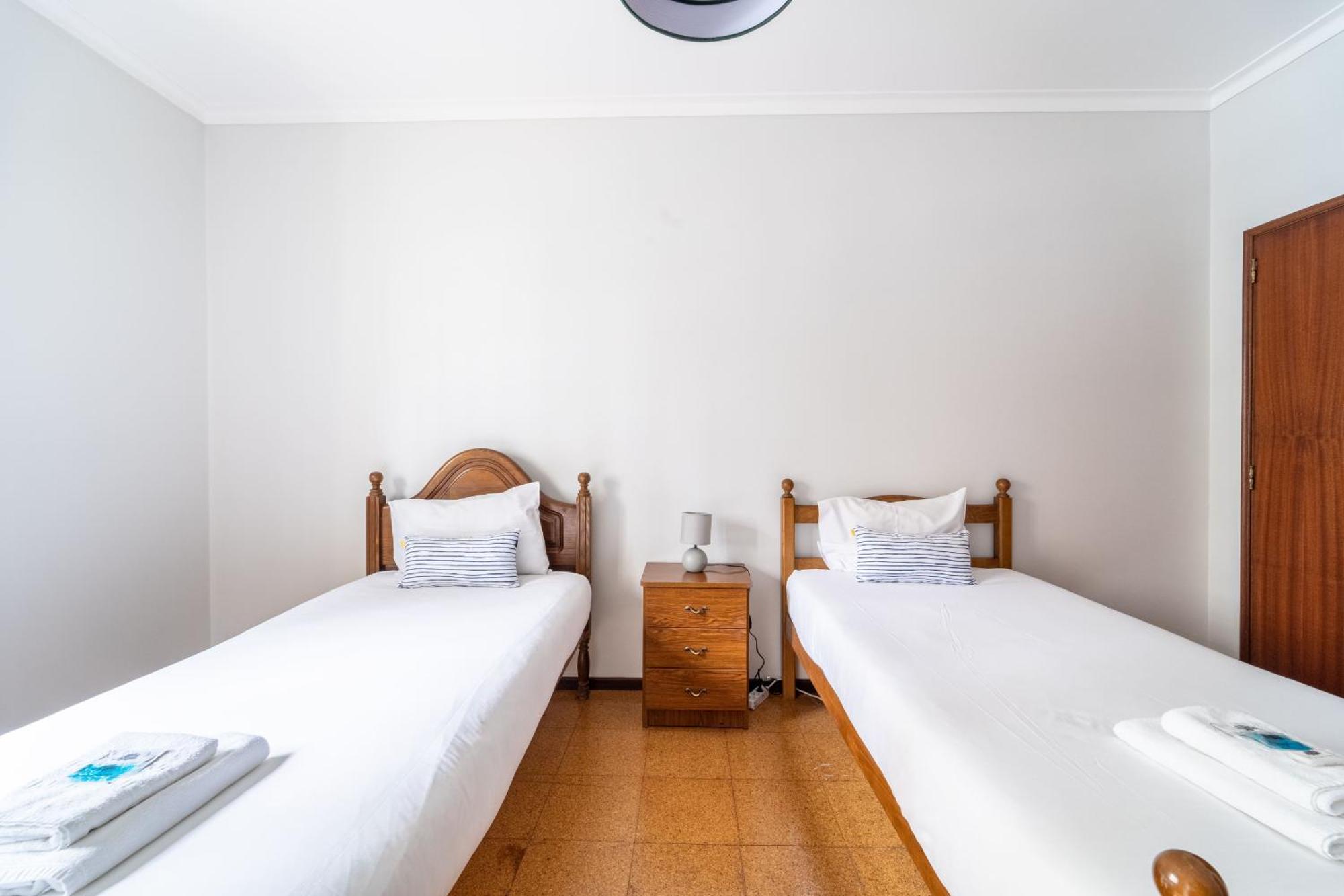 Amorosa Villa, 500M From The Beach By House And People Eksteriør bilde